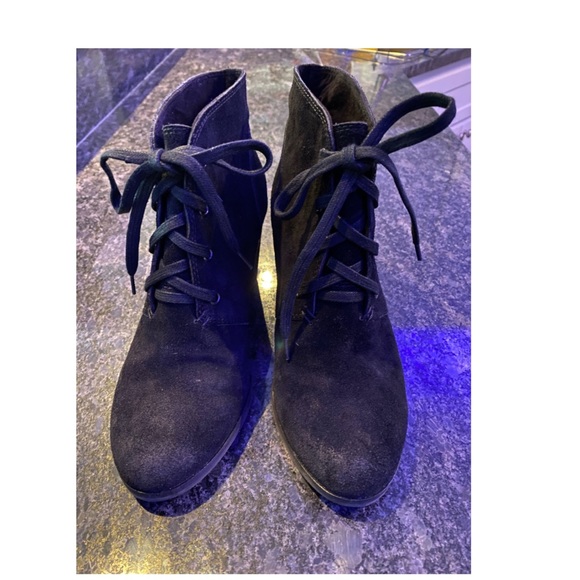 Lucky Brand ‘Swayze’ boot, black oiled suede, size 9. - Picture 2 of 4